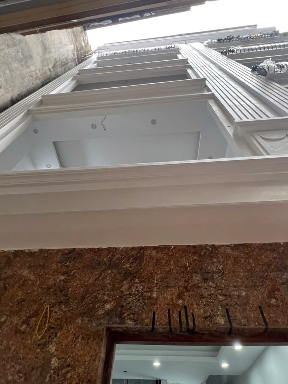 Nhà 6 tầng – thang máy –Cổ Nhuế- Phạm Văn Đồng.